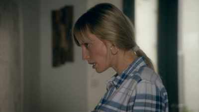 What is your problem? She's lovely. - The Replacement