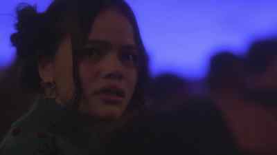 - What'd I miss?
- Nothing. - Pretty Little Liars: Original Sin