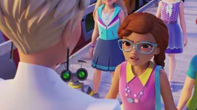 Whatever Carter's digging up
underwater, - LEGO Friends: Girls on a Mission