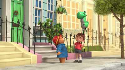 -Whatever have you go there?
-It's a dinosaur balloon. - The Adventures of Paddington