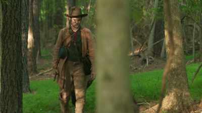 Whatever it is, it's enormous
and walks upright on two legs. - True Terror with Robert Englund