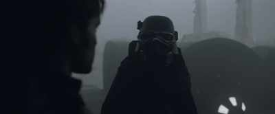 What's a fancy flyboy
doing down in the mud? - Solo: A Star Wars Story