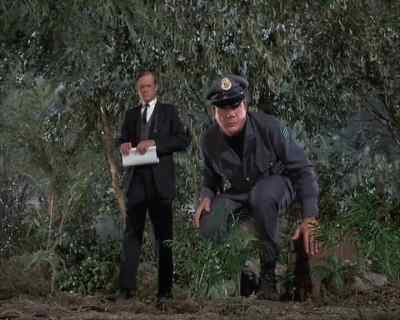What's this a map of?
It's the old drainage system. - Land of the Giants