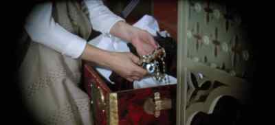 What's a trinket like
that worth, anyway? - 55 Days at Peking