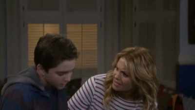 - What's been going on with you lately?
- I'm just trying to have fun. - Fuller House