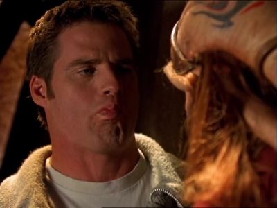 What's it doing? - Farscape