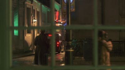 What's he doing?
Sherlock's on the case. - Sherlock