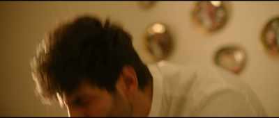 What's done, Zoe?
Nothing's happened. Just relax. - Love Aaj Kal