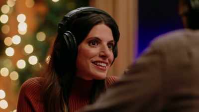 What's goin' on, Beantown, - Jingle All the Way to Love