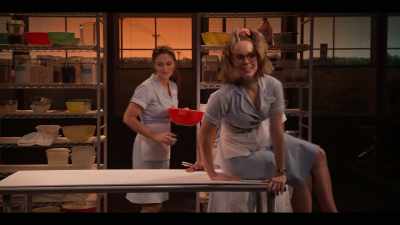 What's going to be in it? - Waitress: The Musical