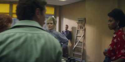 What's going on?
Ask her. - Nolly