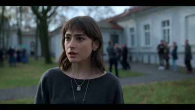 - What's going on?
- Come. [CLEARS THROAT] - Young Wallander