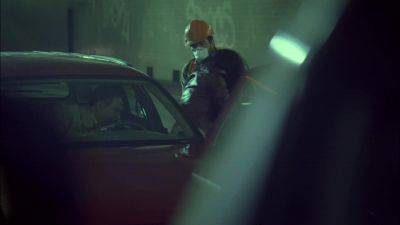 - What's going on?
- Get out of the car. - 24