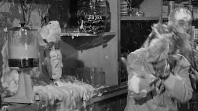 What's going on here? - The Three Stooges Meet Hercules
