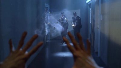 - What's going on?
- Let's blow this joint. - Smallville
