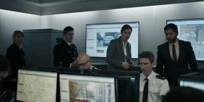 - What's going on?
- Multiple subject activity on WhatsApp. - Bodyguard