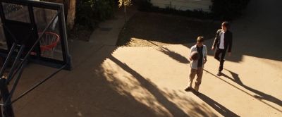 - What's going on?
- Oh, hey, Mark. - 17 Again