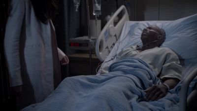 What's going on? - House