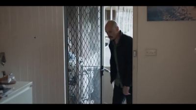 What's going on? - Mr Inbetween