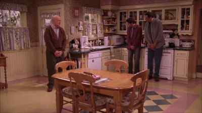 - What's going on? - Everybody Loves Raymond