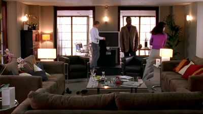 - What's going on? - Hustle