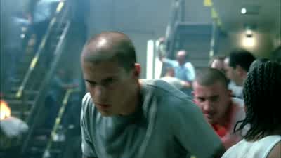 - What's going on? - Prison Break