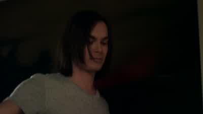 What's going on? - Pretty Little Liars