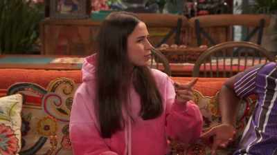 - What's going on?
- Uh, Ms. B., - Raven's Home