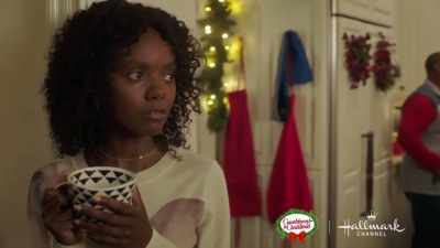 What's going on with music
and lyrics by Kyle Noah? - Christmas in Harmony