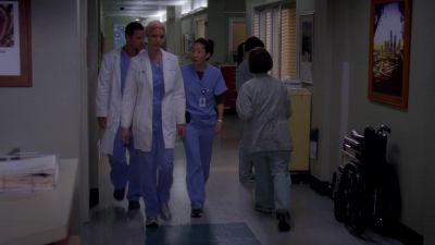 What's going on?
You paged us. - Grey's Anatomy