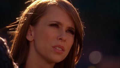 What's gonna happen to her? - Ghost Whisperer