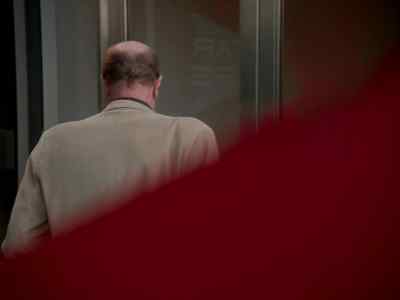 What's happened? - Lois & Clark: The New Adventures of Superman