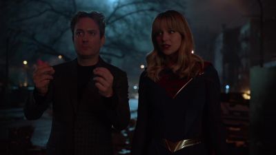 What's happening? - Supergirl