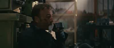What's he doing? - Nobody