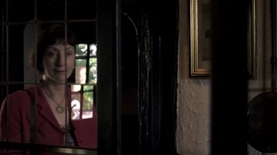 What's this here, Annie?
Is it blood? - Midsomer Murders