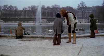 - What's your name?
- Patrick. - The Tenant