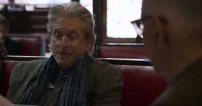 - What's her name? Triscuit?
- Tristin. And no. - The Kominsky Method