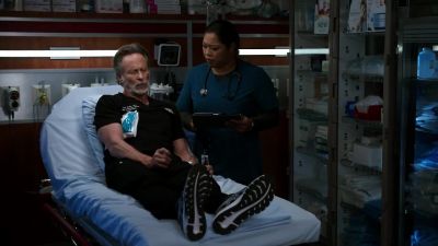 What's your pain level now,
one through ten? - Chicago Med