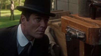 What's this sawdust from? - Murdoch Mysteries