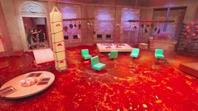 - What's it say?
- "Pizza is the key." - Floor Is Lava