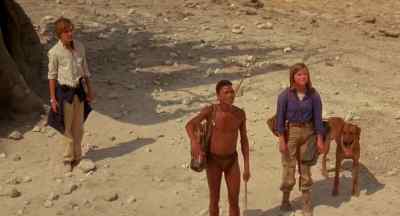 - What's he saying?
- He's thanking them. - A Far Off Place
