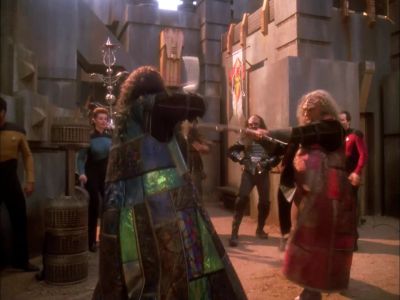 What's he saying? - Star Trek: The Next Generation