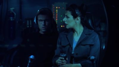 - What's that smell?
- We've completely stopped. - Stargate SG-1