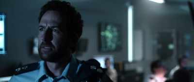 - What's his status?
- He's dead, sir. - Jarhead: Law of Return