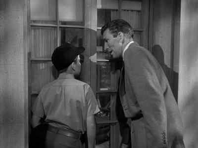 What's that stuff
on the blackboard mean? - The Day the Earth Stood Still