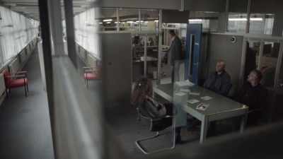 - What's that supposed to mean?
- I'm one person. - Rellik