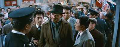 - What's he talking about?
- He says you stole his pearls. - House of Bamboo