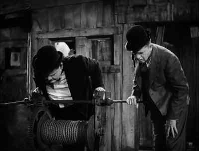 - What's that?
- Maybe somebody's fallen overboard! - Our Relations