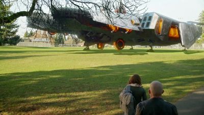 - What's that?
- That's a time machine. - DC's Legends of Tomorrow
