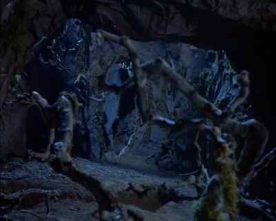 - What's that?
- That's my home,
be it ever so humble. - Land of the Giants